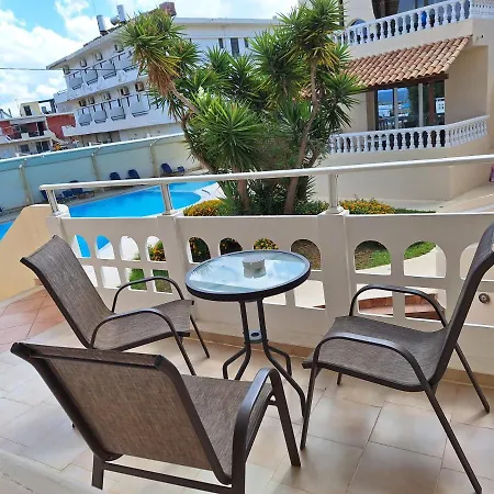 Perla Aparthotel