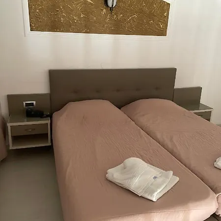 Aparthotel Perla Agia Marina (Crete)