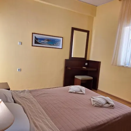 Aparthotel Perla Agia Marina (Crete)