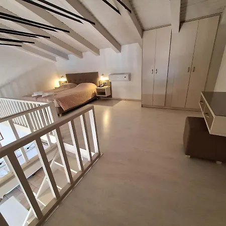 Aparthotel Perla Agia Marina (Crete)