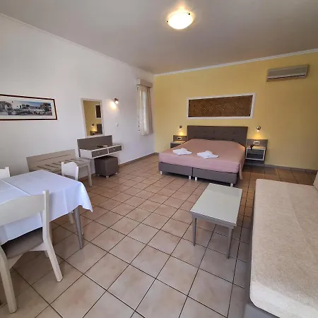 Aparthotel Perla