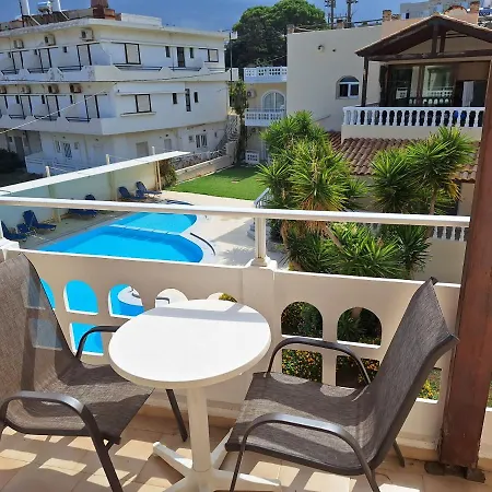 Aparthotel Perla 3*
