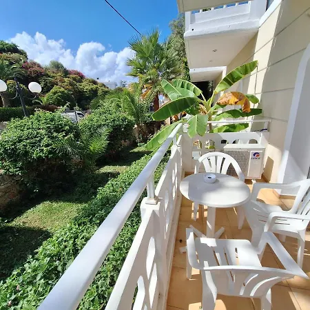 Aparthotel Perla