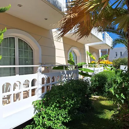 Aparthotel Perla