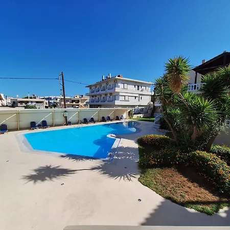 Perla Aparthotel