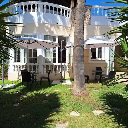 Perla 3* Agia Marina