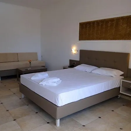Perla Agia Marina