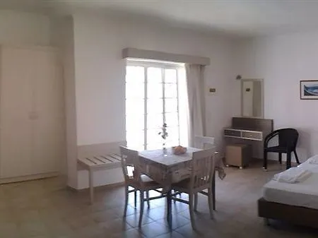 Aparthotel Perla Agia Marina